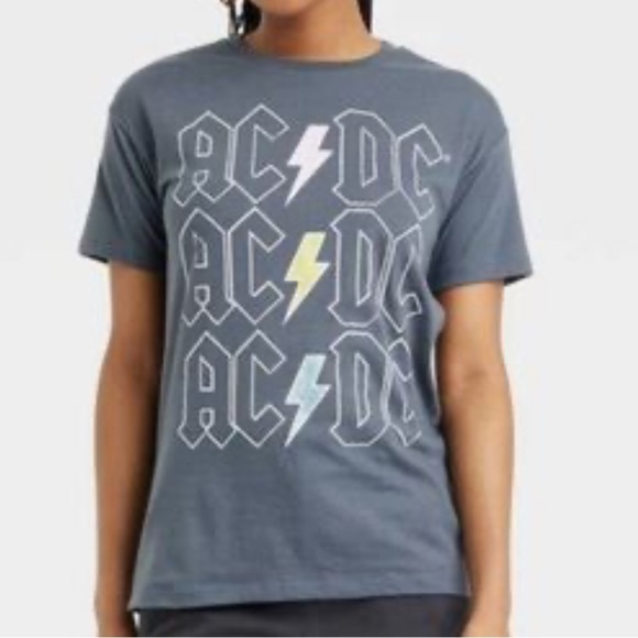 🆕 AC/DC Rock Band Graphic T-Shirt ray Women’s Size S Short Sleeve Tee - Picture 1 of 6